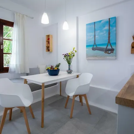 アパートホテル Arco Naxos Luxury Naxos City