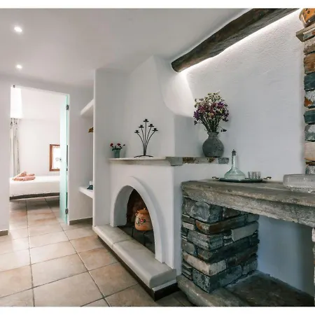 Lägenhetshotell Arco Naxos Luxury