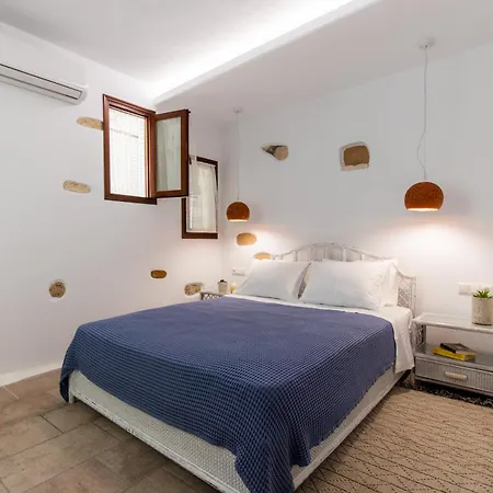 Appart hôtel Arco Naxos Luxury 4*