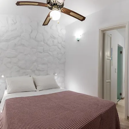 מלון דירות Arco Naxos Luxury