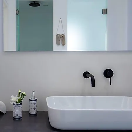 Arco Naxos Luxury Lägenhetshotell 4*