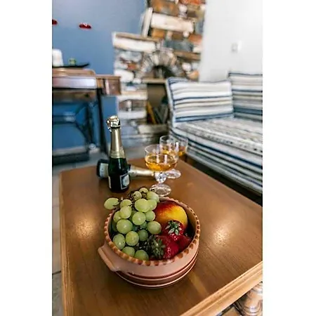 Arco Naxos Luxury Lägenhetshotell 4*