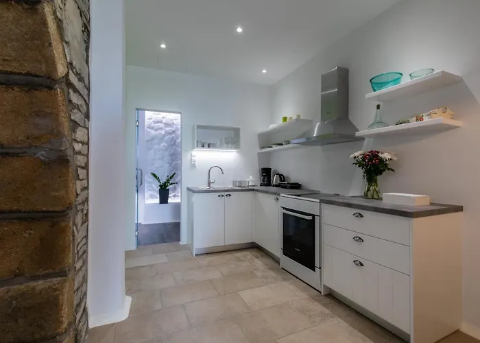 Arco Naxos Luxury Aparthotel 4*