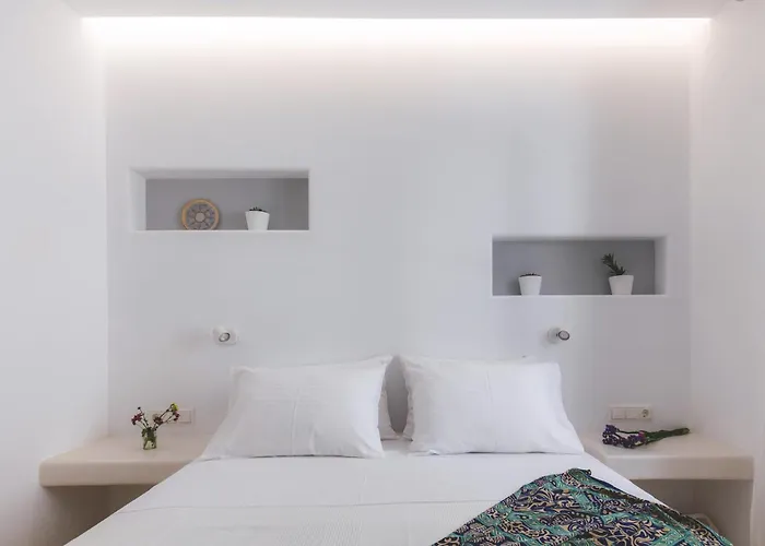 Arco Naxos Luxury Aparthotel