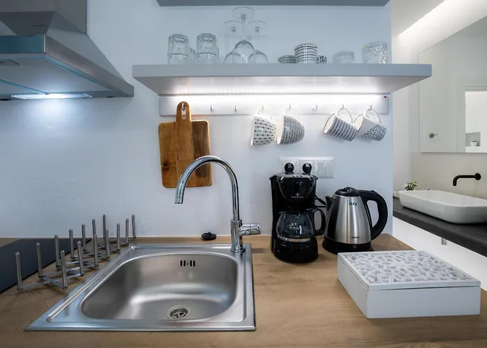 Arco Naxos Luxury Aparthotel 4*