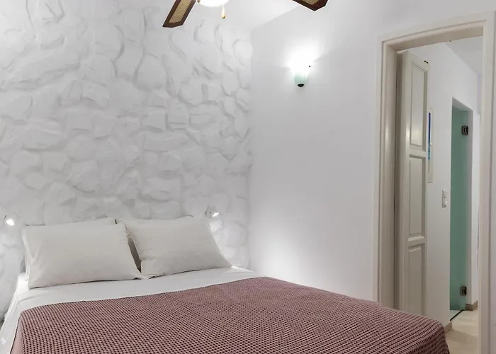 Aparthotel Arco Naxos Luxury