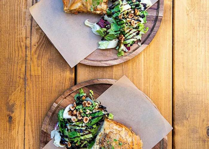 Arco Naxos Luxury Aparthotel 4*