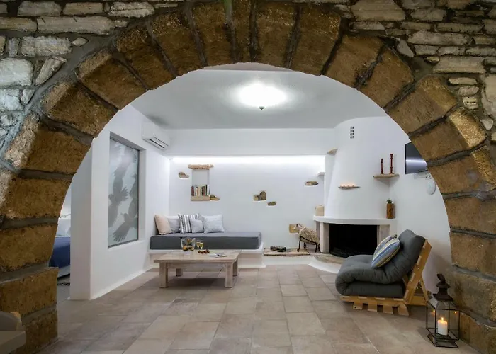 Arco Naxos Luxury 4* Naxos City